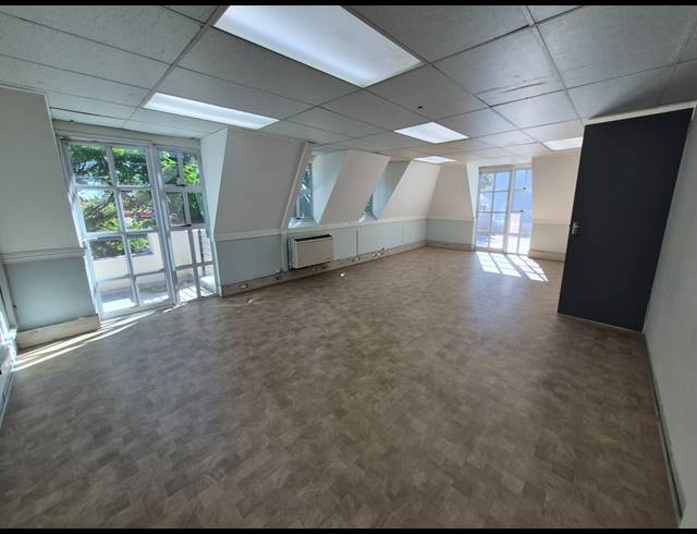 251M² OFFICE TO LET IN MORNINGSIDE